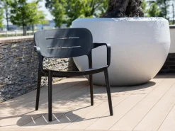 Forza Pazzia lounge Stapelsessel Garten