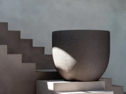 Luca Lifestyle Terreno New Egg Pot Blumentopf M ø 45 cm (h: 38 cm)