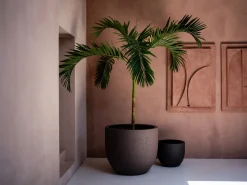 Luca Lifestyle Terreno New Egg Pot Blumentopf M ø 45 cm (h: 38 cm)