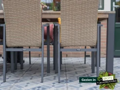 Manifesto Villongo Gartenstuhl stapelbar