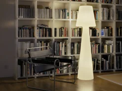 New Garden Lola LED-Stehlampe für draußen mit Kabel ø 45 cm (h: 165 cm)
