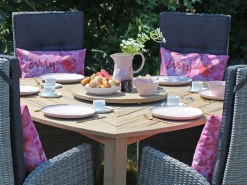 ROUGH-S Triangular Gartentisch 170x170x170x76 cm